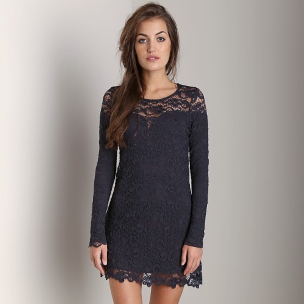 Nightcap Luxury Resort wear Black Lace Dress Dixie Carisa Rene Size 2 EUC LBD